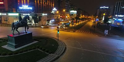 Hafta sonu uygulanan sokağa çıkma kısıtlaması başladı