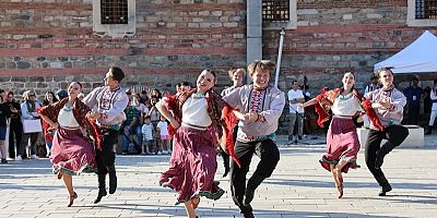 Halk dansları rüzgârı Bursa'nın dört bir yanını sardı