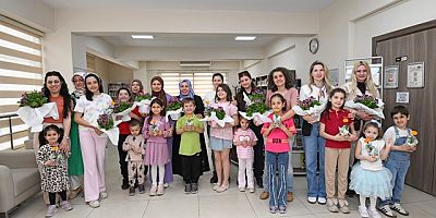 “Hayatımın İlk Kütüphanesi Annem” Anne ve Çocukların Gönüllerine Dokundu