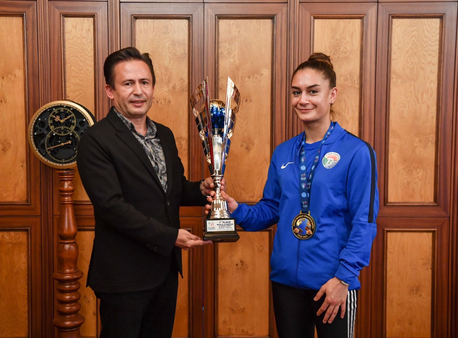 Hemşire Duygu Turan, Kick Boksta dünya şampiyonu oldu