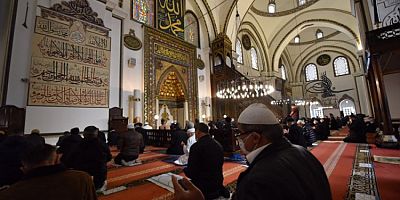 İçişleri Bakanlığı'ndan 'cuma namazı' kararı