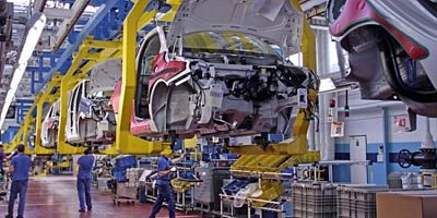 İki otomotiv devi üretimi durdurdu