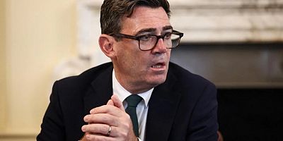 İngiltere Başbakan Brexit'in faydadan çok zarar verdiğini belirtti