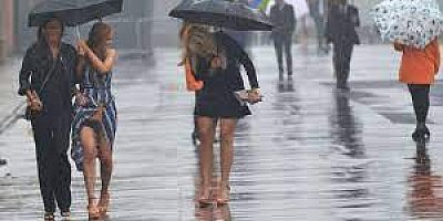 İstanbul dahil 13 kent için alarm! Kuvvetli sağanak göz açtırmayacak