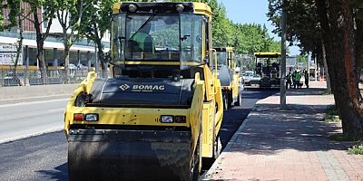 İstanbul Yolu'nda hummalı asfalt çalışmas