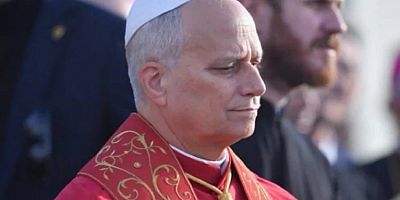 İznik'te Papa böyle karşılandı! Bir tarafta tekbir, bir tarafta ameno...