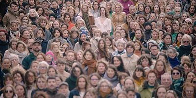 Judith Godrèche'in 77. Cannes Festivali'ndeki Moi aussi'si