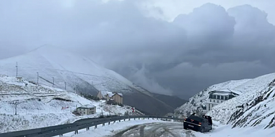Kış bastırdı! Birçok il beyaza büründü, yollar ulaşıma kapandı...