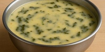 Köylüler elleriyle tek tek topluyor! Şifa niyetine içiyorlar