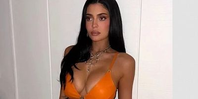 Kylie Jenner'ın havuz başı pozları! Bikinisi küçük geldi