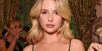 Lottie Moss'dan cesur pozlar!