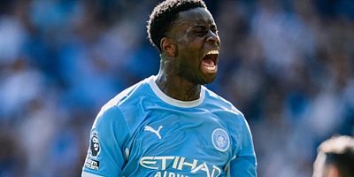 Manchester City Son Dakikada Güldü