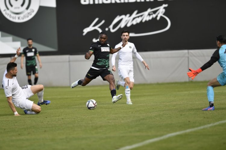 Bursaspor deplasmanda kazandı:1- 3