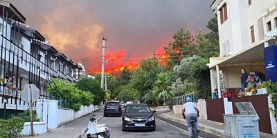 Marmaris'te de orman yangını başladı! 5 dakikada yayıldı, evler oteller tehdit altında
