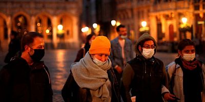 Maske takmayan doktor 100'den fazla kişiye korona bulaştırdı