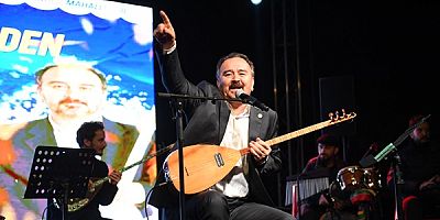 Menteşeli Cengiz, Bursa yöresi türküleri ile coşturdu