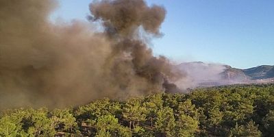 Mersin'deki orman yangını sürüyor