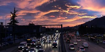 Meteoroloji Bursa'ya alarm verdi! Gökyüzü karışıyor: böylesi görülmedi...