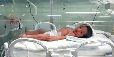 Mezarlıkta canlı canlı gömülü bulunan bebekten iyi haber!