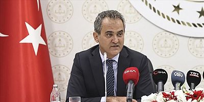 Milli Eğitim Bakanı Mahmut Özer: Negatif test sonucunu almadan okula dönmeyecekler
