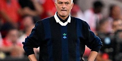 Mourinho'nun kazağı maçın önüne geçti