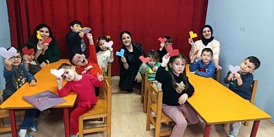 Mudanyalı çocuklardan Hataya sevgi köprüsü