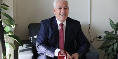 Mustafa Bozbey'den 23 Nisan mesajı!