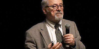 Naci Görür'den İzmir açıklaması: Deprem üretirse kenti felç eder