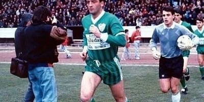 Nejat Biyediç'i anmak için şöhretler bugün Merinos'ta 