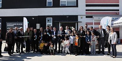 Nilüfer Belediyesi Dijital Deneyim Merkezi Açıldı
