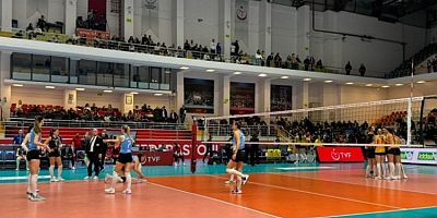 Nilüfer Belediyespor Eker, VakıfBank'a 3-0 mağlup oldu!