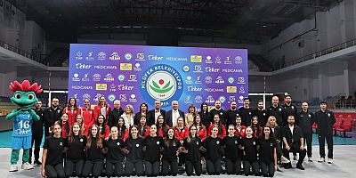 Nilüfer Belediyespor Eker Voleybol Takımı yeni sezona hazır 