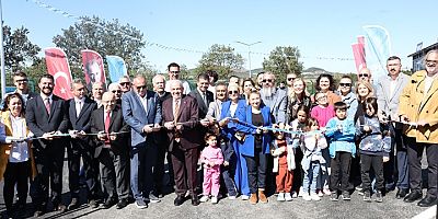 Nilüfer’de sahipsiz hayvanlar için “Umut Ağacı” açıldı