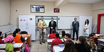 ‘Öğretmenler bizim kahramanımızdır’