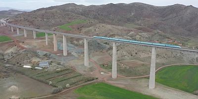 Öğretmenlere trenlerde yüzde 50 indirim