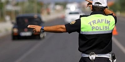 Orta şeritten gidenlere ceza kesilecek iddiası! Beklenen açıklama geldi...