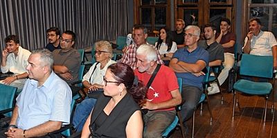 Osmangazi Belediyesi düzenlediği buluşmalarla gençlerin ufkunu açıyor