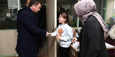 Osmangazi Belediyesi'nde bayramlaşma geleneği bu bayramda sürdürüldü