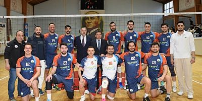 Osmangazi Belediyespor Voleybol Takımı 1. Lige yükseldi