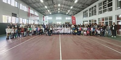 Osmangazi'de 29 Ekim Cumhuriyet Kupası tenis turnuvası başladı