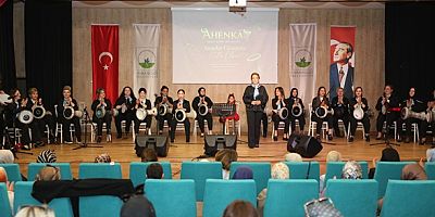 Osmangazi'de anneler ve kızları aynı sahnede ritim tuttu