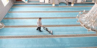 Osmangazi’de Camilerde Bayram Temizliği