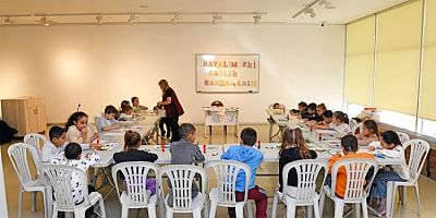 Osmangazi’de çocuklar oyunlar oynayarak sağlıklı beslenmeyi öğreniyor 