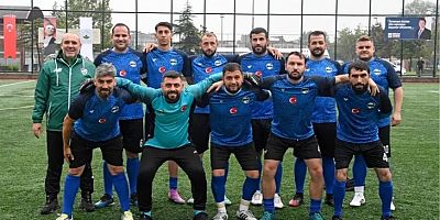 Osmangazi’de Geleneksel Halı Saha Turnuvası Başladı 