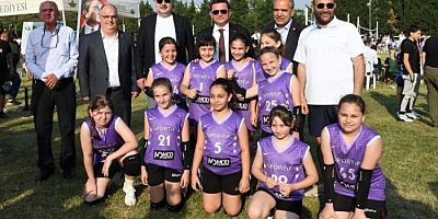 Osmangazi'de kız çocukları için Mini Voleybol Şenliği