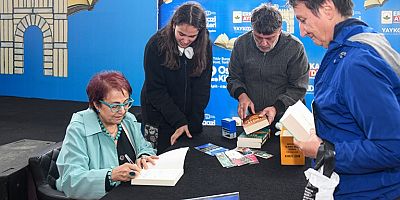 Osmangazi’de okurlar yazarlarla buluşmaya devam ediyor