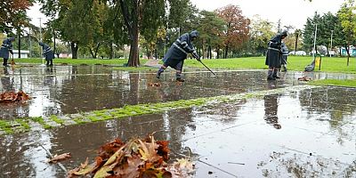Osmangazi’de Park ve Yeşil Alanlarda Yoğun Mesai 