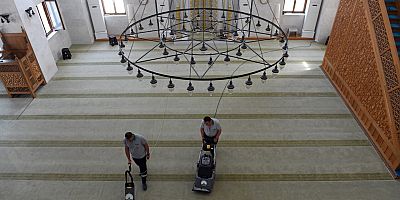 Osmangazi’deki camiler bayrama hazır