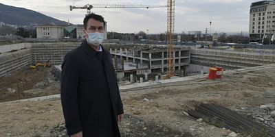  Osmangazi Meydanı Yol Seviyesine Çıktı