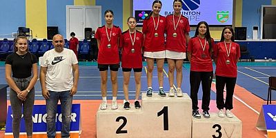 Osmangazili badmintonculardan gururlandıran başarı
